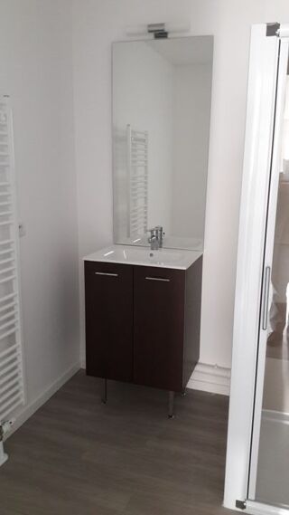  Appartement à louer 3 pièces 68 m²