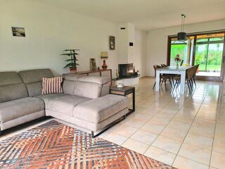  Propri�t�/ch�teau � vendre 7 pi�ces 262 m�