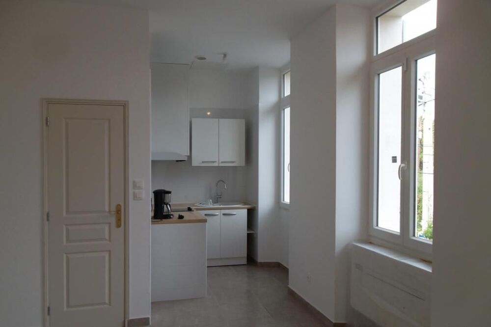 Location Appartement Studio de 30m2 à louer sur Marseille 08 Marseille 8