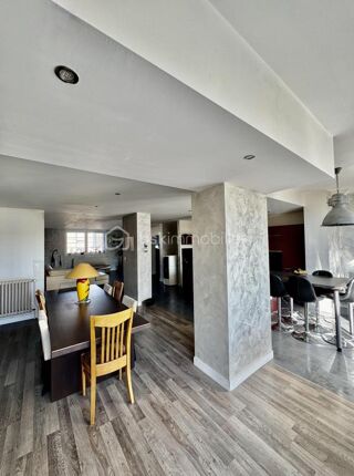  Maison � vendre 10 pi�ces 260 m�