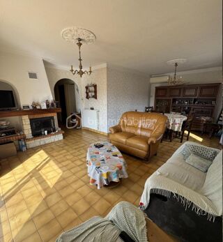  Maison � vendre 8 pi�ces 147 m�