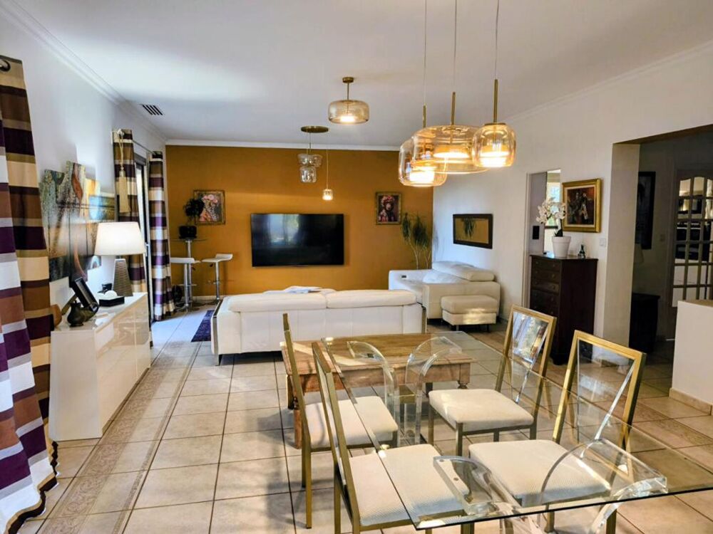 Vente Maison Maison languedocienne de 150M2 avec piscine, vue dominante Maraussan