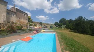  Propri�t�/ch�teau � vendre 6 pi�ces 230 m�