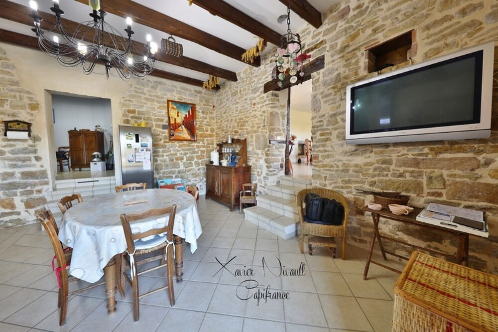 Maison à vendre 6 pièces proche de SAINT AMOUR (39)