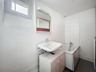 Appartement à louer 2 pièces 33 m²