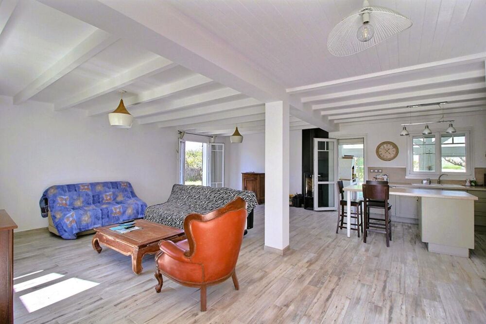 Maison T5 de plain-pied 145 M², garage 40 M², parcelle 1 250 M² à Saint-Loubès
