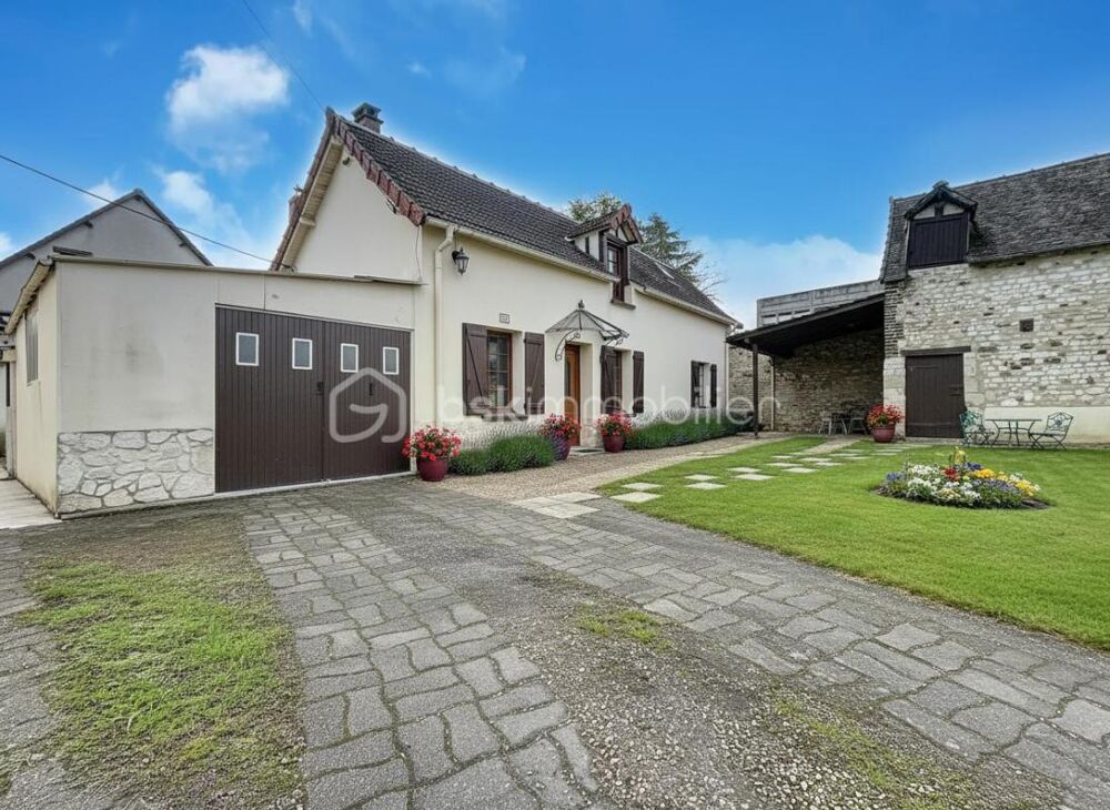 MAISON INDIVIDUELLE DE PLAIN_PIED 97m2, 3 CHAMBRES, GARAGE, DEPENDANCE