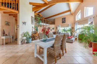 Maison 7 pièces 275 m² · à Cussac-Fort-Médoc · 275 m² · 650 000 €