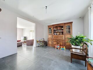  Villa à vendre 9 pièces 256 m²