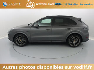 Cayenne E-HYBRID 462 CV TIPTRONIC S 2022 occasion 67960 Entzheim