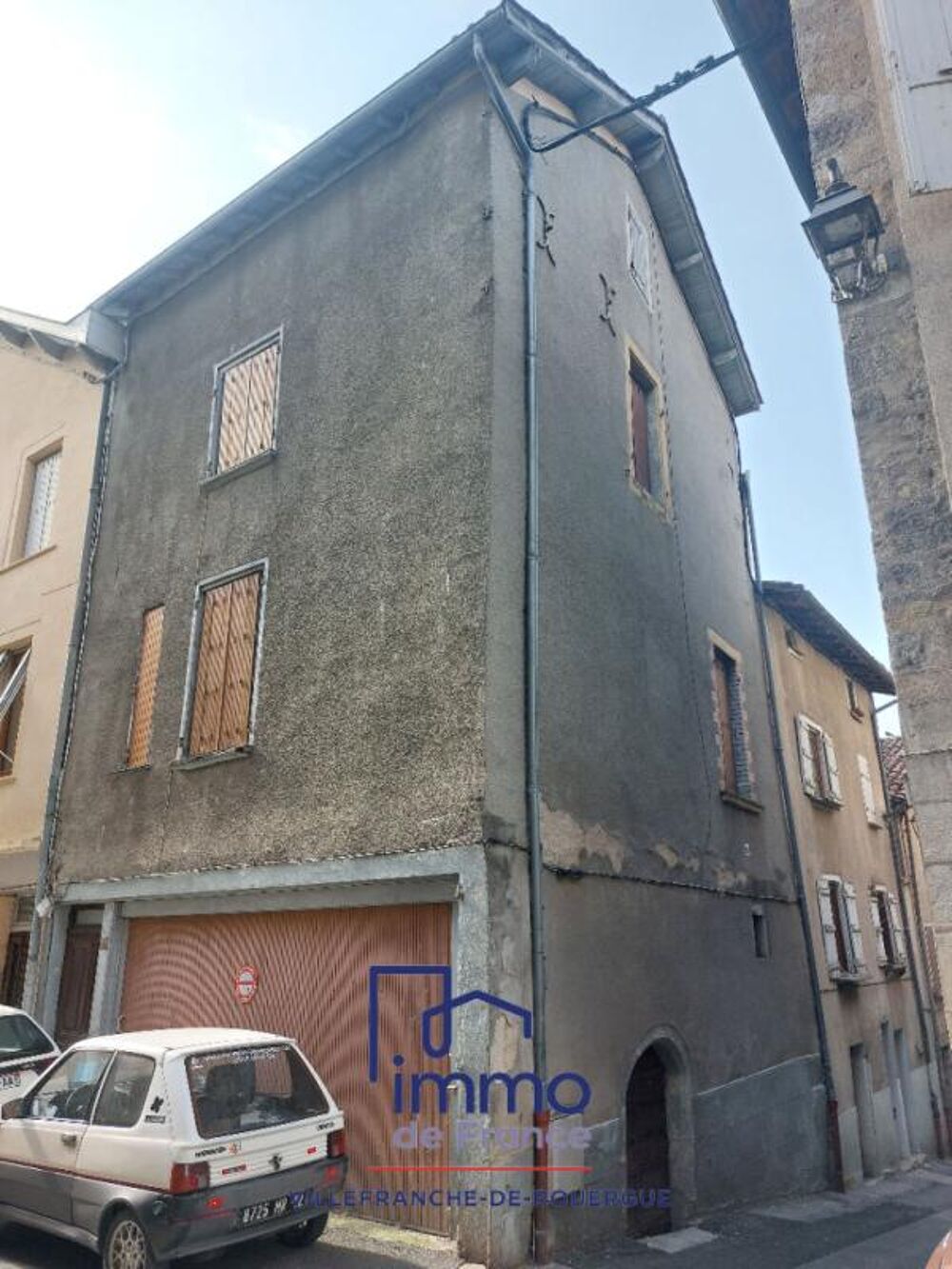 Maison de ville T4 avec cave voutée et garage