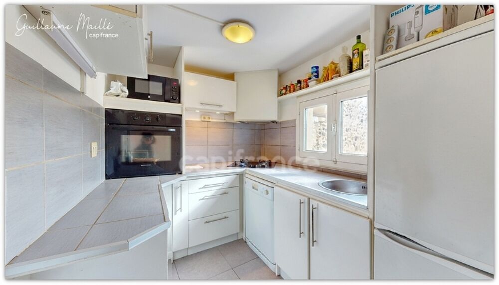 Exclusivité - Maison 377m² surface utile 4 pièces, terrasse, grand garage et grenier aménageable - proche Paulhan (34230)
