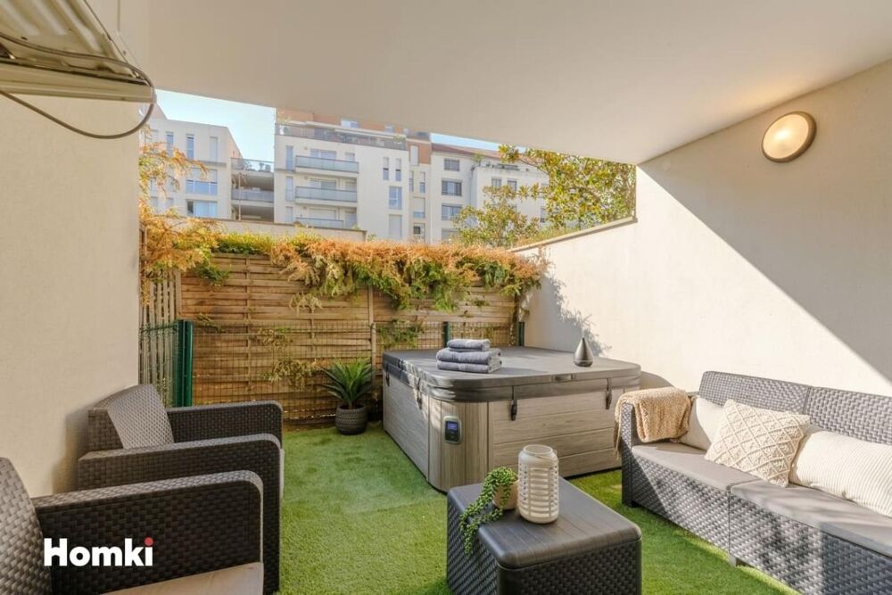 Vente Appartement Appartement T3 de 70 m² à Villeurbanne 69100, Rue Raspail Villeurbanne