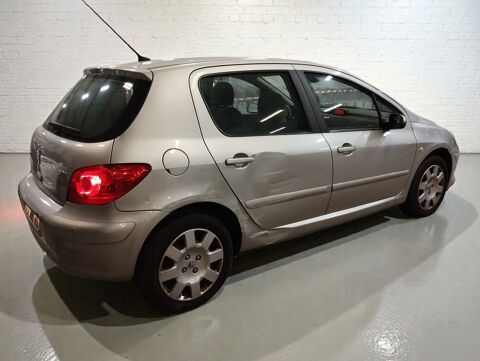 307 1.6 HDI 16V 110 EXECUTIVE PK 5P 2005 occasion 06640 Saint-Jeannet