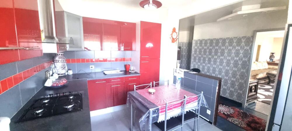 Maison familiale avec beau potentiel - CLASSE D -