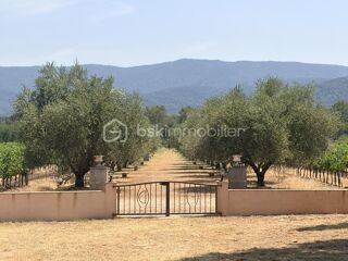  Propriété/château à vendre 11 pièces 420 m²