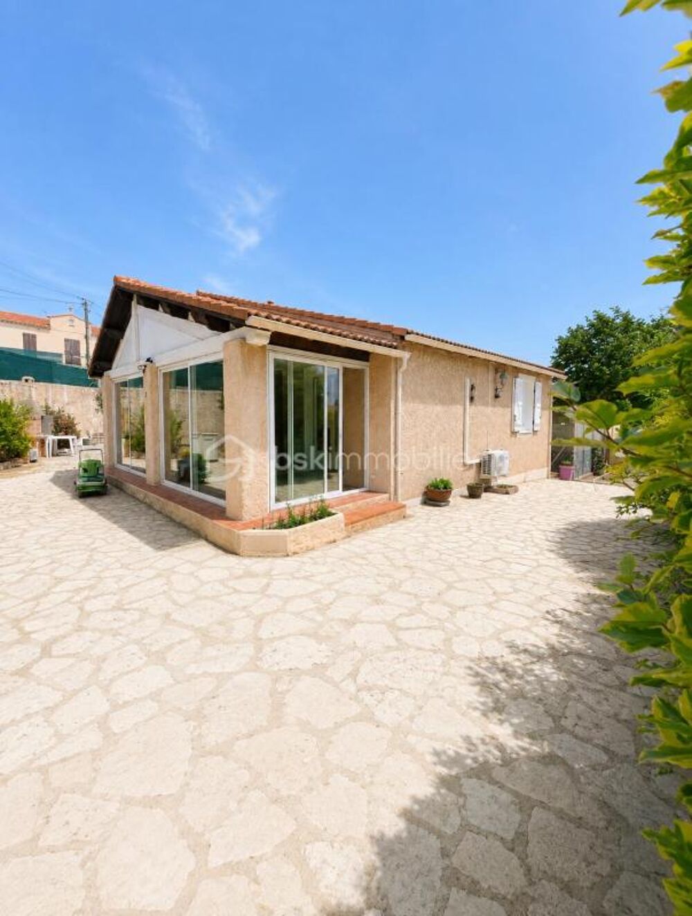 Vente Maison T4 Plain-pied 83m2 + 15 m2 de Véranda + Garage/atelier La seyne sur mer
