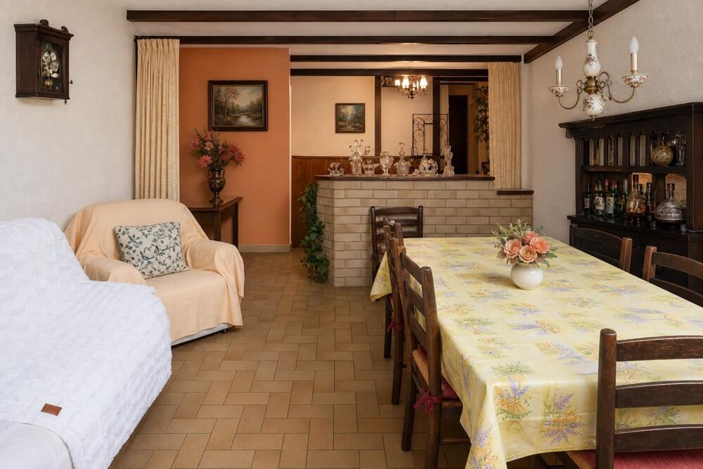 IMMEUBLE de 4 appartements de 306 m² à Bruyères
