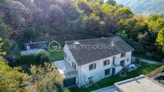  Maison  vendre 7 pices 232 m