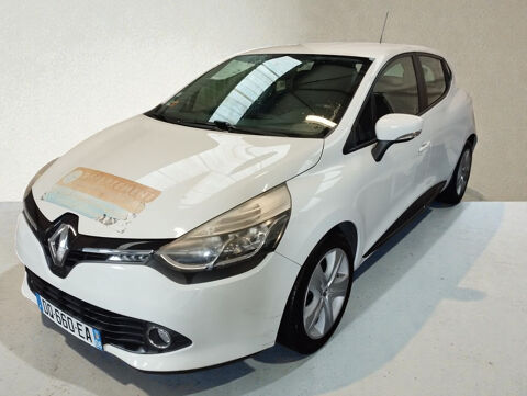 Annonce voiture Renault Clio 2400 �