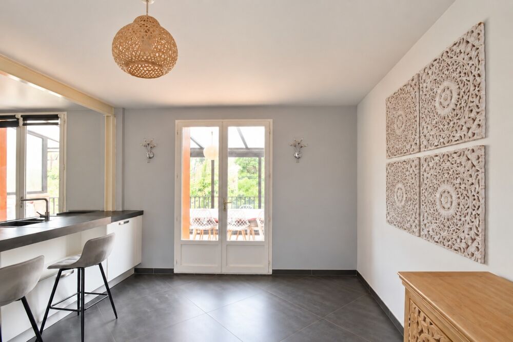 Vente Maison Maison 5 pièces Epinay sur Orge - véranda - sous-sol total - grand garage de 25m² - dépendance dans le  jardin Epinay sur orge