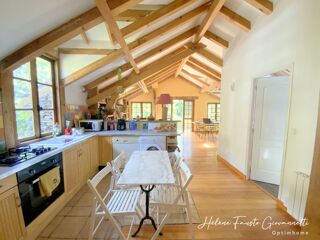  Appartement à vendre 6 pièces 141 m²