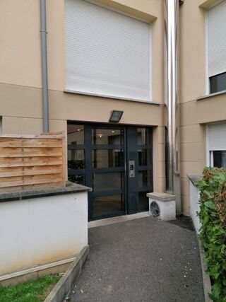  Appartement à louer 1 pièce 25 m²