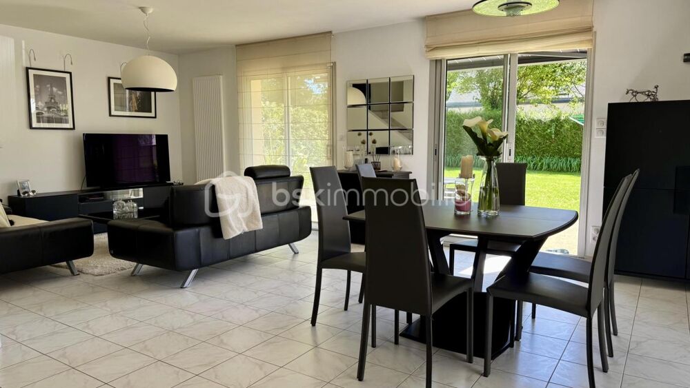 Élégante maison familiale contemporaine  130 m²  5 chambres - Aux portes de Rennes
