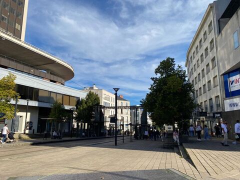   44000 NANTES - RUE JEAN JAURES - BAIL A CEDER , LOCAL COMMERCIAL 61 M² 
