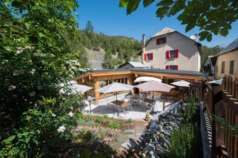 AUBERGE du BARCELARD Fonds de commerce à vendre UVERNET/PRALOUP/BARCELONNETTE (04) 374000 04400 Uvernet fours