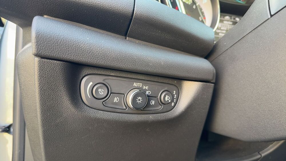 Insignia 1.6 CDTi 136 BVA6 Business Innovation - Automatique 2020 occasion 22640 Plenee Jugon