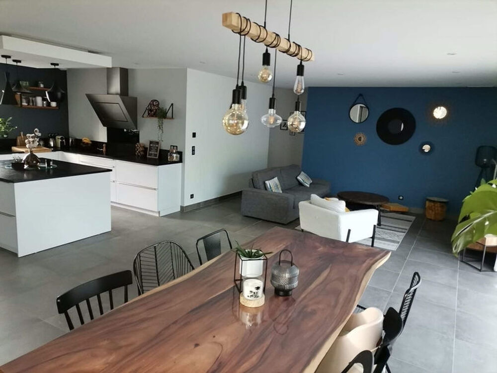 À vendre  Appartement T3 de 67 m² avec terrasse