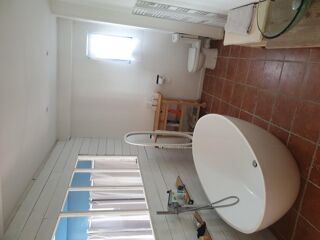  Maison  vendre 8 pices 205 m