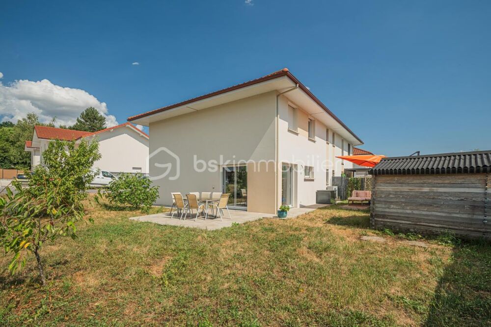 Maison mitoyenne 5 pièces de 109 m2 habitables