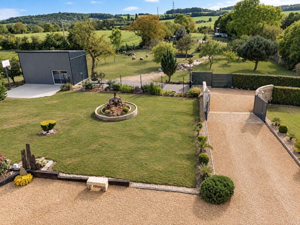 Vente Maison Ancien corps de fermé rénové de 250 m2 sur près d'un hectare de terrain - nombreuses dépendances Mamers
