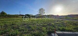  Terrain à vendre 838 m²