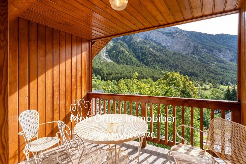 à vendre  Maison Val-des-Prés (05100)