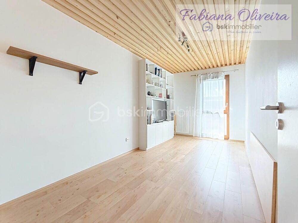 APPARTEMENT F4 DE 79M2  PROCHE COMMERCES ET GARE  335 000 €