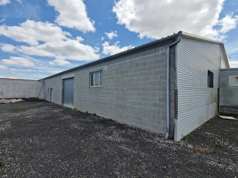 Local/bureau &agrave; vendre SAINT JEAN D'ANGELY (17) 125000 17400 Saint jean d angely
