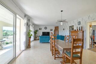  Villa à vendre 7 pièces 205 m²
