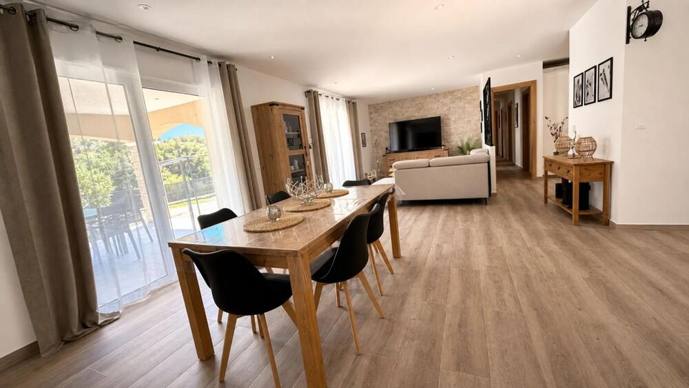 Maison T4 de 126.20 m2 avec Maisonette T2 indépendante de 40m²