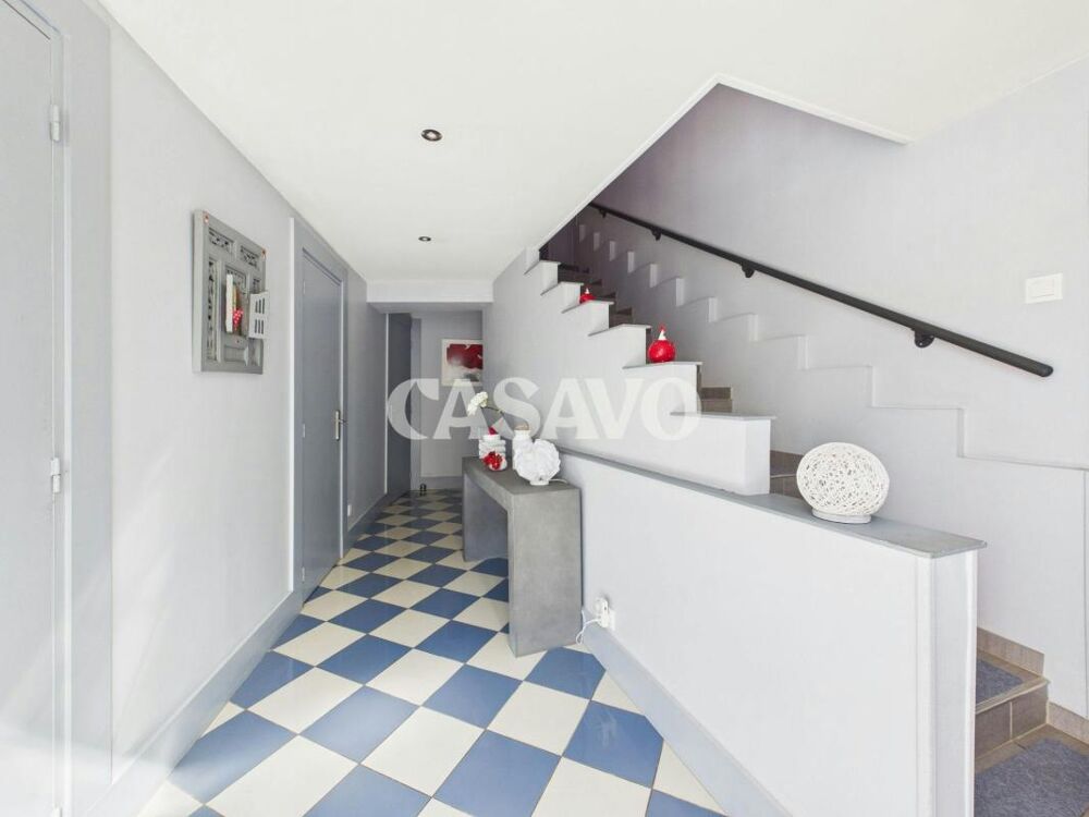 Vente Maison 5 pièces de 195m² - 69700 Givors