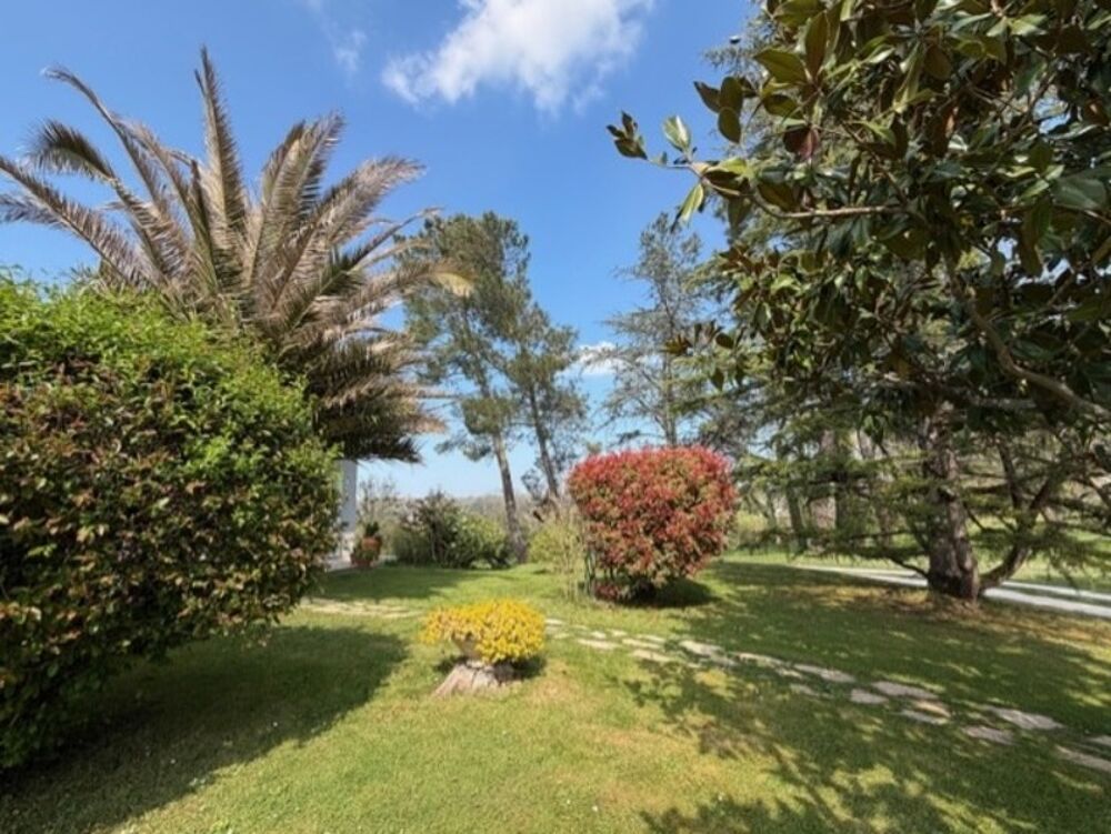 AIGNAN(32) : ELEGANTE MAISON des années 80, SANS TRAVAUX, 150m2 habitables, bien située à AIGNAN, sur 2.000m2, les commerces A P