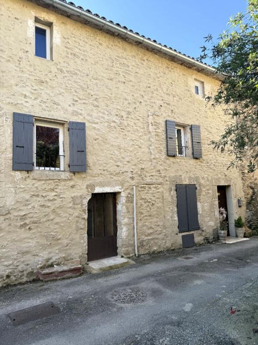 Maison Gordes 4 pièce(s) 130 m2 + Bassin provençal