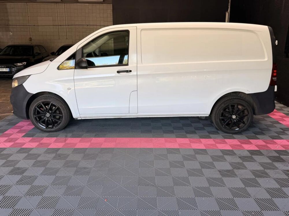 Vito Benz 114d 2.2CDI 136ch MOTEUR MERCEDES-SUIVI COMPLET Mercede 2016 occasion 73000 Chambery