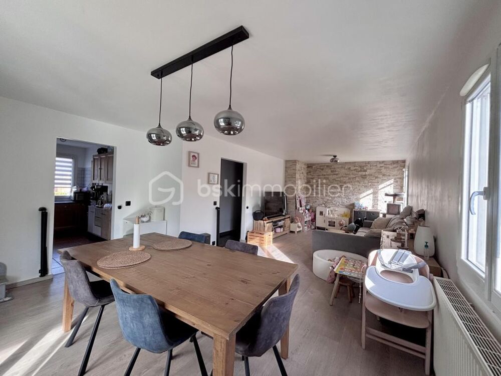 Belle maison 5 chambres - sous sol total - Terrain 646 m2