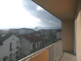  Appartement � louer 4 pi�ces 68 m�