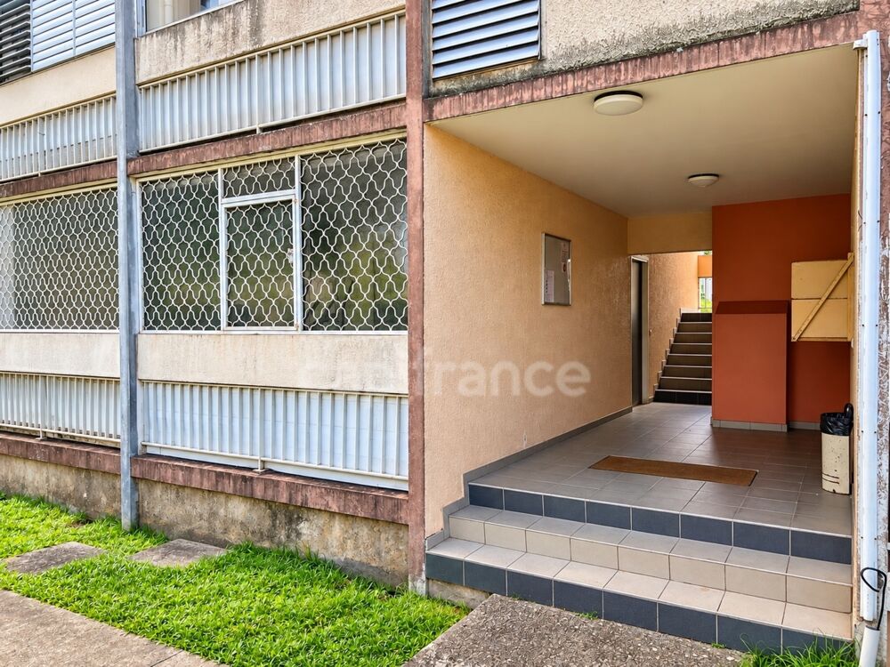 Appartement T4 vendu loué  66 m²  Résidence LE GALION Fort de France (972)