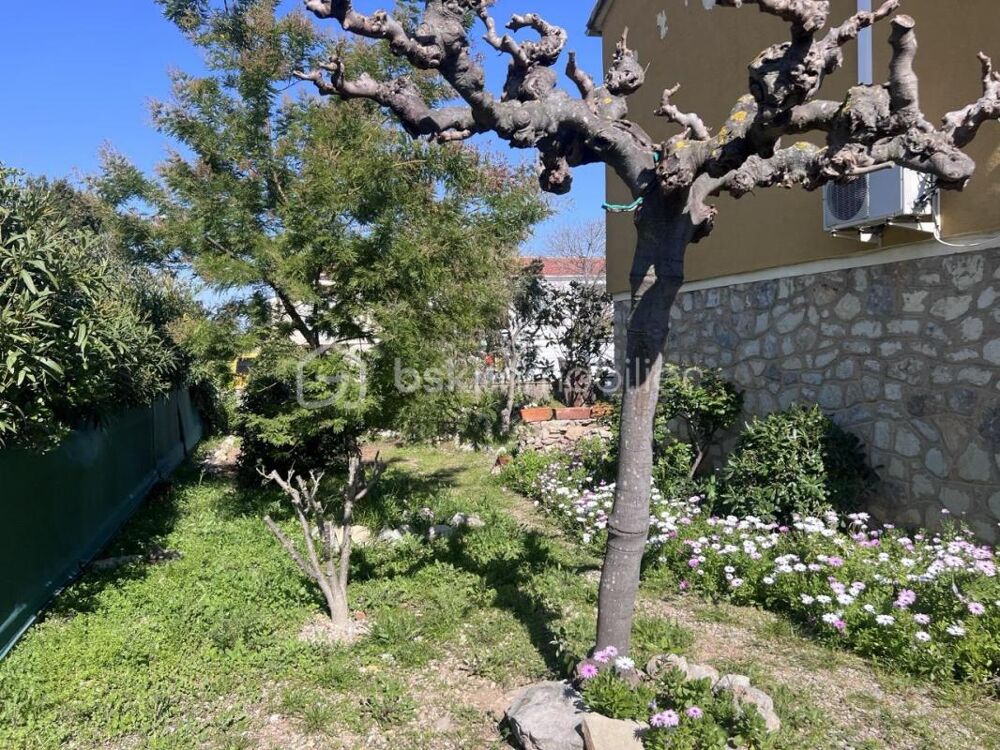 Vente Maison Maison R+1 de type 4 de 89 m2 avec garage de 36 m2 sur 421 m2 de terrain Frontignan