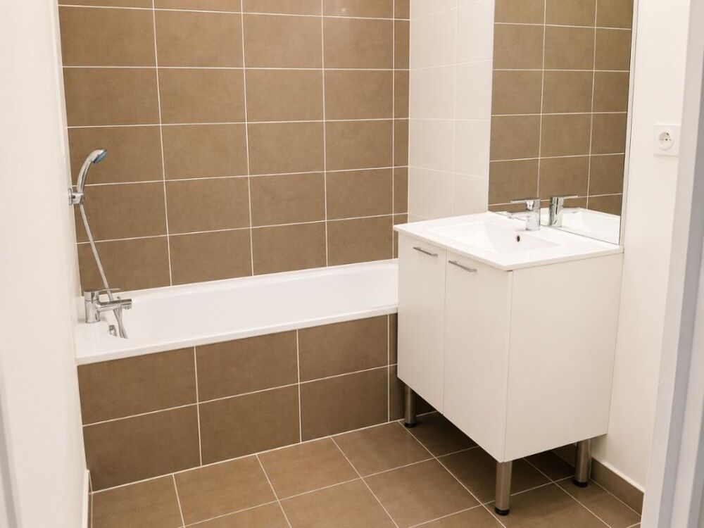 Location Appartement T2 avec balcon et parking à Aix en Provence Aix en provence